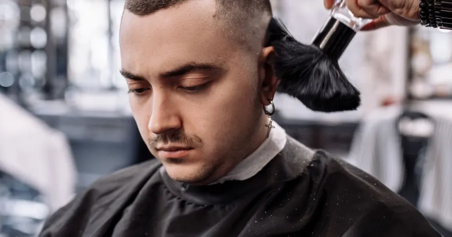 Stylish grooming for hair